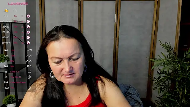 Snapshot of hottyannaa chatting on 10-22-25, 02:22 hottyannaa online show from 10-22-25, 02:22
