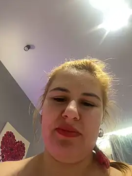 Passion-Blondy online show from 03-20-25, 09:46