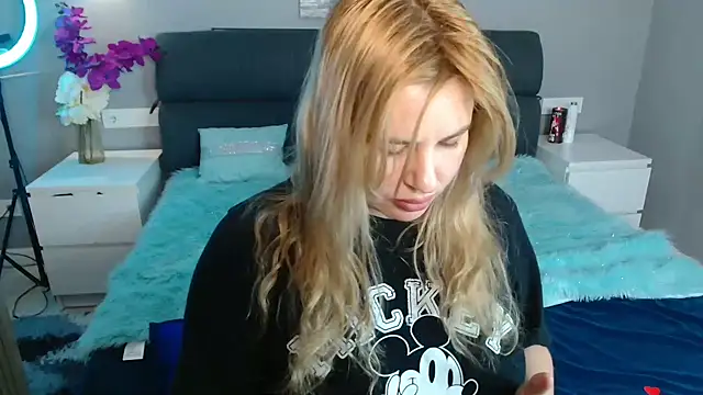 Passion-Blondy online show from 02-05-26, 12:17