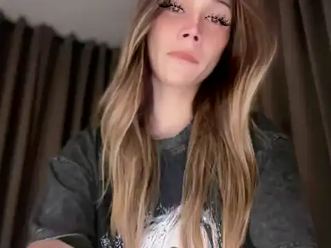 CallMeLerren online show from 04-12-26, 07:50