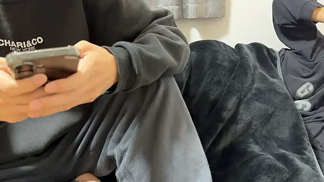 ODORI8300 online show from 11-01-25, 04:45