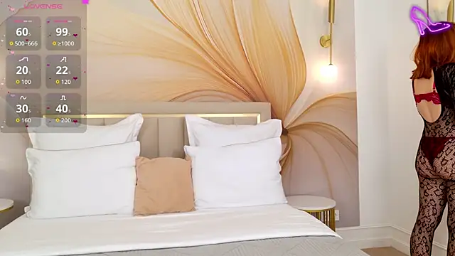 ClaireMathis online show from 01-10-26, 02:56