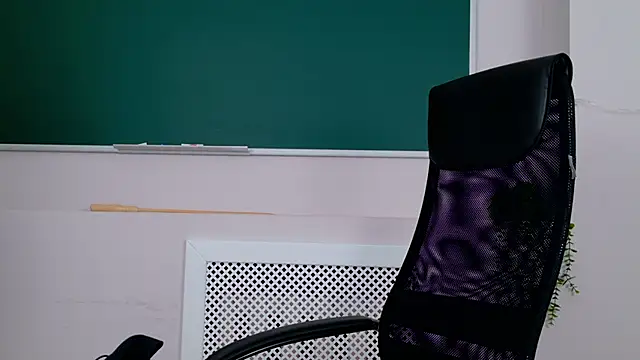 ClaireMathis online show from 02-22-26, 02:41