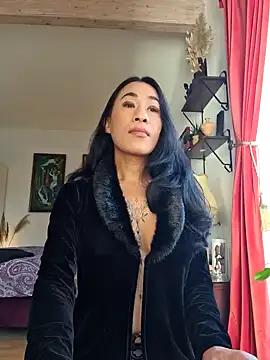 bianca bellamy online show from 10-18-25, 08:27