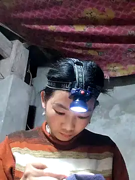 Snapshot of gio-thu chatting on 02-22-26, 02:41 gio-thu online show from 02-22-26, 02:41