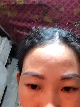 Snapshot of gio-thu chatting on 02-21-26, 11:01 gio-thu online show from 02-21-26, 11:01