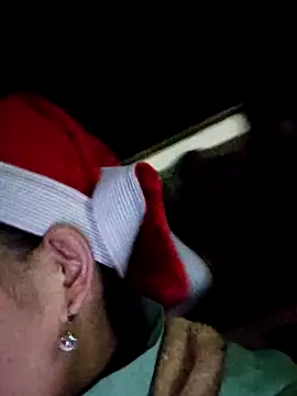 gio-thu online show from 12-15-25, 11:49