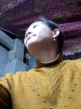 Snapshot of gio-thu chatting on 02-19-26, 09:06 gio-thu online show from 02-19-26, 09:06