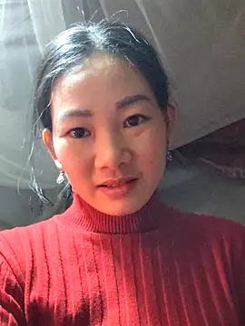 Snapshot of gio-thu chatting on 02-04-26, 03:40 gio-thu online show from 02-04-26, 03:40