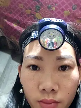 Snapshot of gio-thu chatting on 02-10-26, 07:02 gio-thu online show from 02-10-26, 07:02