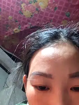 Snapshot of gio-thu chatting on 02-18-26, 08:55 gio-thu online show from 02-18-26, 08:55