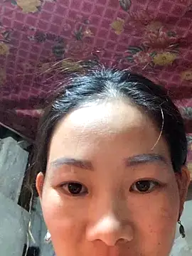 Snapshot of gio-thu chatting on 02-11-26, 10:26 gio-thu online show from 02-11-26, 10:26