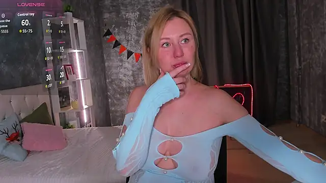 scent  of woman online show from 01-08-26, 08:09