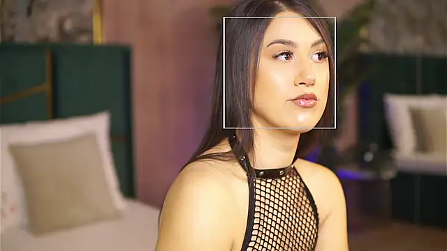 Talia Lure online show from 11-04-25, 07:56