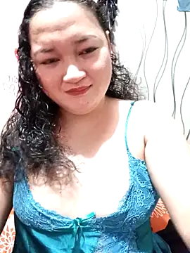 sweetannie13 online show from 11-24-25, 09:04