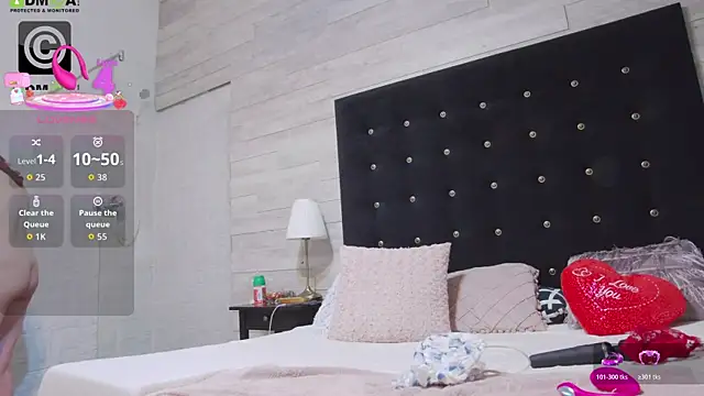 Ella Lizzie online show from 04-16-26, 06:19