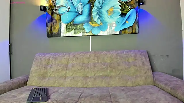 Snapshot of Amber_Mateus chatting on 10-09-25, 06:47 Amber Mateus online show from 10-09-25, 06:47