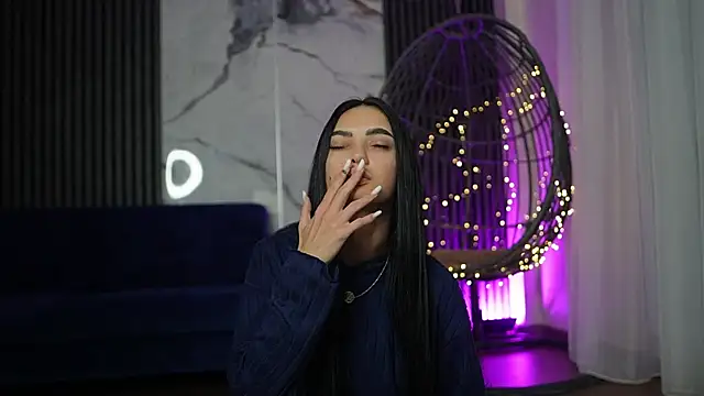 RachelRavee online show from 11-28-25, 05:29