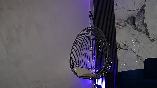 RachelRavee online show from 01-13-26, 05:33