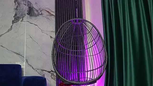 RachelRavee online show from 10-30-25, 05:28