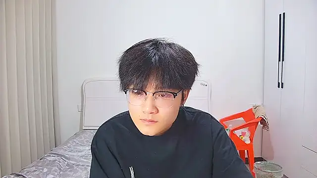 Snapshot of KK-cuteboy chatting on 05-28-26, 12:44 KK-cuteboy online show from 05-28-26, 12:44