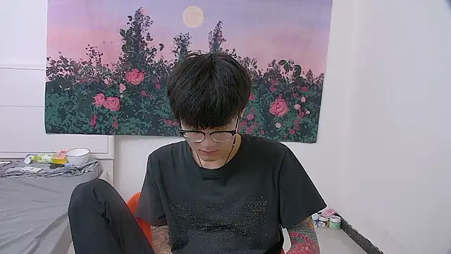 Snapshot of KK-cuteboy chatting on 04-29-26, 05:22 KK-cuteboy online show from 04-29-26, 05:22