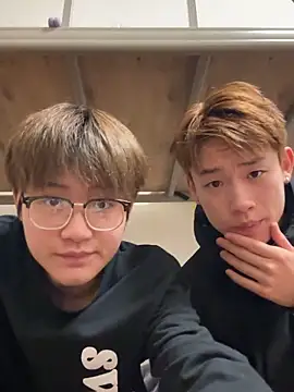 KK-cuteboy online show from 12-03-25, 10:47