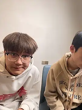 KK-cuteboy online show from 11-06-25, 11:58