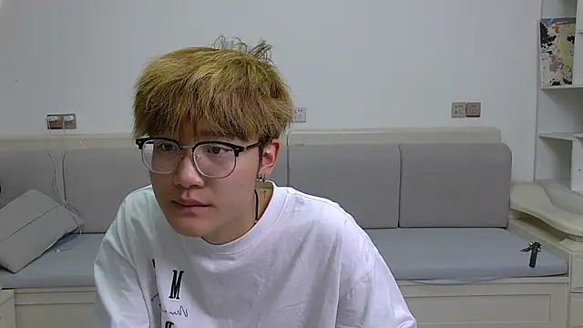 Snapshot of KK-cuteboy chatting on 03-29-26, 11:34 KK-cuteboy online show from 03-29-26, 11:34