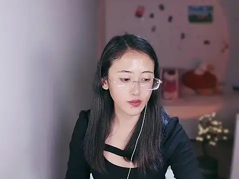 Queena  online show from 01-07-26, 03:28