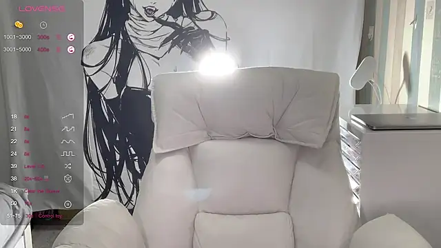 QiQi-779 online show from 10-15-25, 07:49