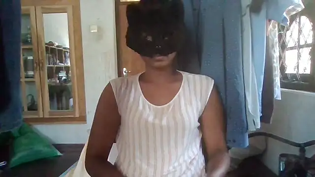 Nora-2003 online show from 03-11-26, 04:39