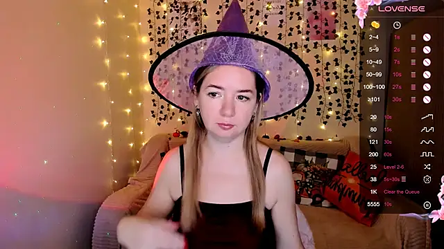 Evaa Braunn online show from 10-29-25, 02:10