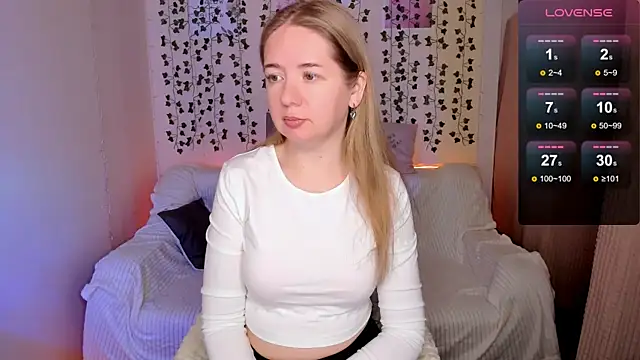 Evaa Braunn online show from 12-04-25, 02:10