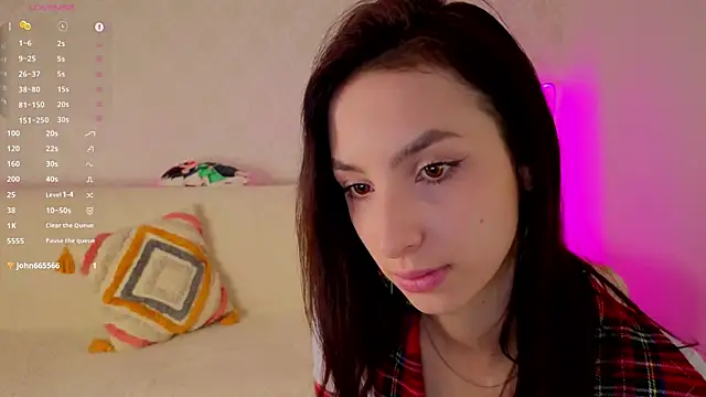 coochyy  online show from 10-17-25, 11:12