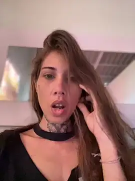 Snapshot of casalskunk chatting on 07-07-26, 11:03 casalskunk online show from 07-07-26, 11:03