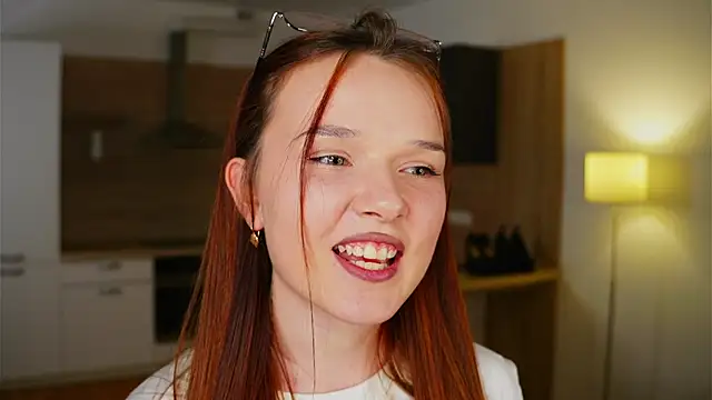 RonnieSchmertz online show from 10-16-25, 05:10