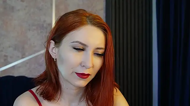 scarleteyes  online show from 12-17-25, 05:23