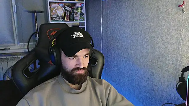 Nik Namee online show from 11-13-25, 05:22