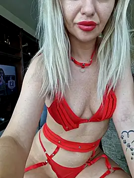 Snapshot of BritanyVegas chatting on 06-27-26, 12:00 BritanyVegas online show from 06-27-26, 12:00