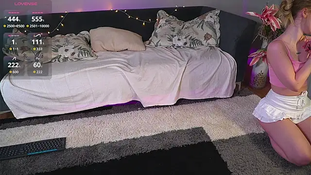 RosalindSherlock online show from 04-12-26, 03:37