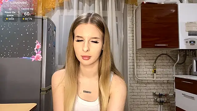 RosalindSherlock online show from 10-24-25, 08:19