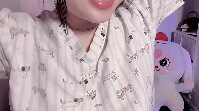 BeChinh Lee online show from 06-12-26, 05:21