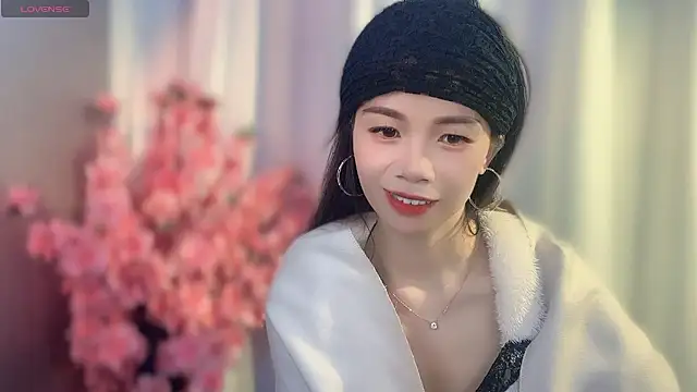 Lynnalltop-165-KeKe online show from 11-13-25, 03:49