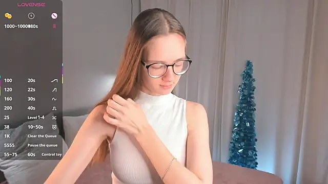 Snapshot of AiFusch chatting on 12-22-25, 08:36 AiFusch online show from 12-22-25, 08:36