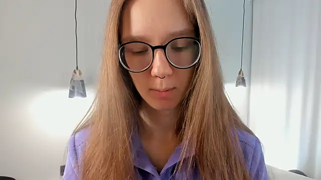 Snapshot of AiFusch chatting on 11-01-25, 08:30 AiFusch online show from 11-01-25, 08:30