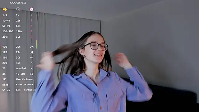 Snapshot of AiFusch chatting on 11-17-25, 09:02 AiFusch online show from 11-17-25, 09:02