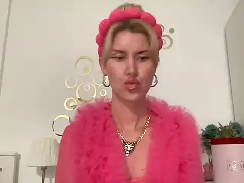 Ilymaris online show from 02-10-26, 12:31