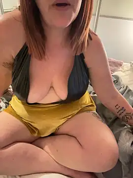 Snapshot of BbwGreenEyes69_ chatting on 05-01-26, 11:43 BbwGreenEyes69 online show from 05-01-26, 11:43