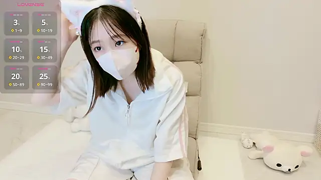 IROHA 0168 online show from 10-29-25, 03:44